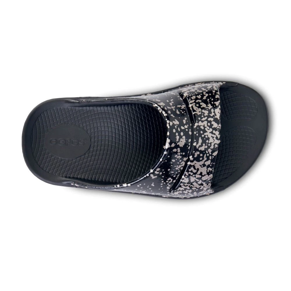 'OOFOS' Women's OOahh Slide Limited Edition - Black / Champagne Pop 2 'OOFOS' Women's OOahh Slide Limited Edition - Black / Champagne Pop - Image 2