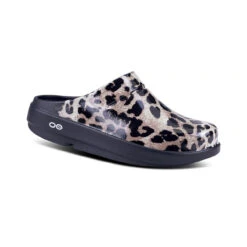 OOFOS Women's OOcloog Limited Edition - Cheetah