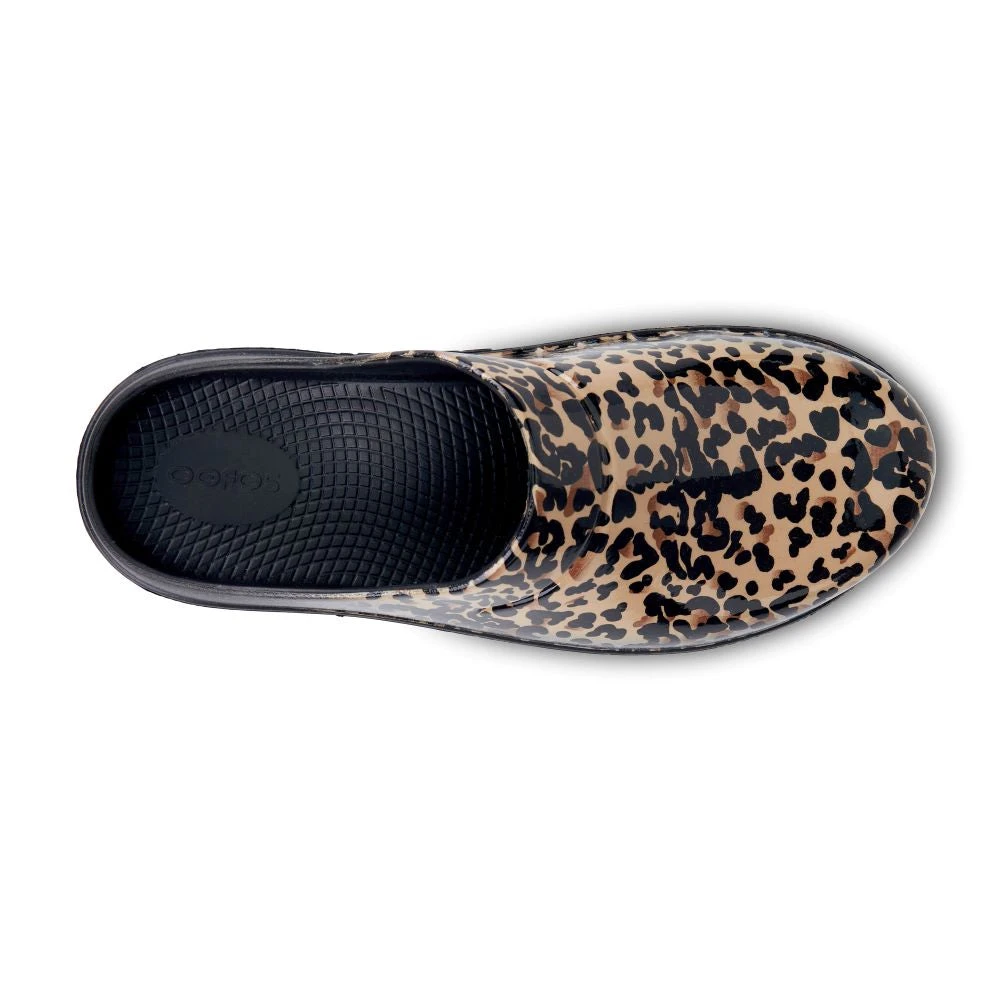'OOFOS' Women's OOcloog Luxe Pixel Clog - Black / Black Leopard 2 'OOFOS' Women's OOcloog Luxe Pixel Clog - Black / Black Leopard - Image 2
