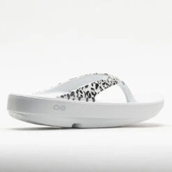 OOFOS OOlala Limited Women's White/Black Leopard -OOfos Store 570571 6