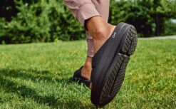 OOfos Women's OOmega OOahh Sandal - Black 12 OOfos Women's OOmega OOahh Sandal - Black -OOfos Store MicrosoftTeams image 255