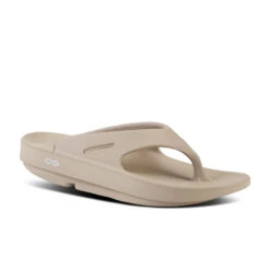 OOFOS | Unisex Street Style Plain Oversized Logo Sandals -OOfos Store org 84